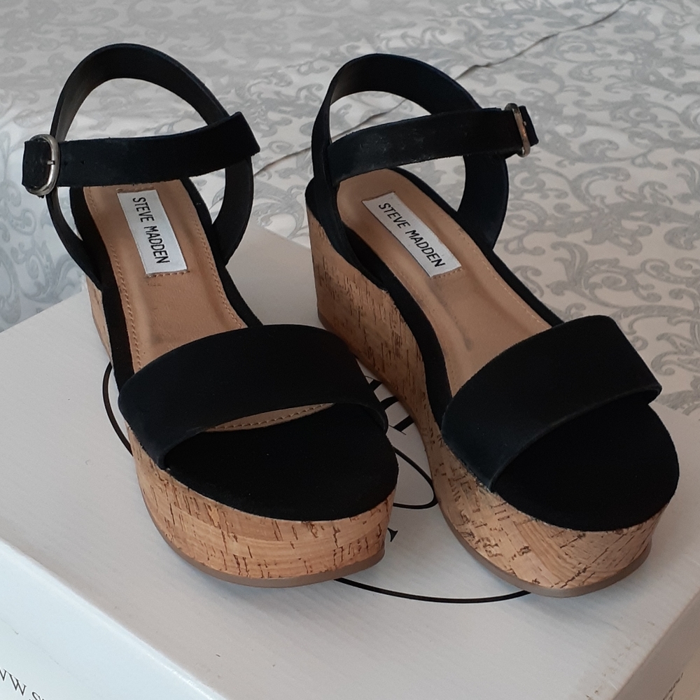 Mabli Wedge Sandal